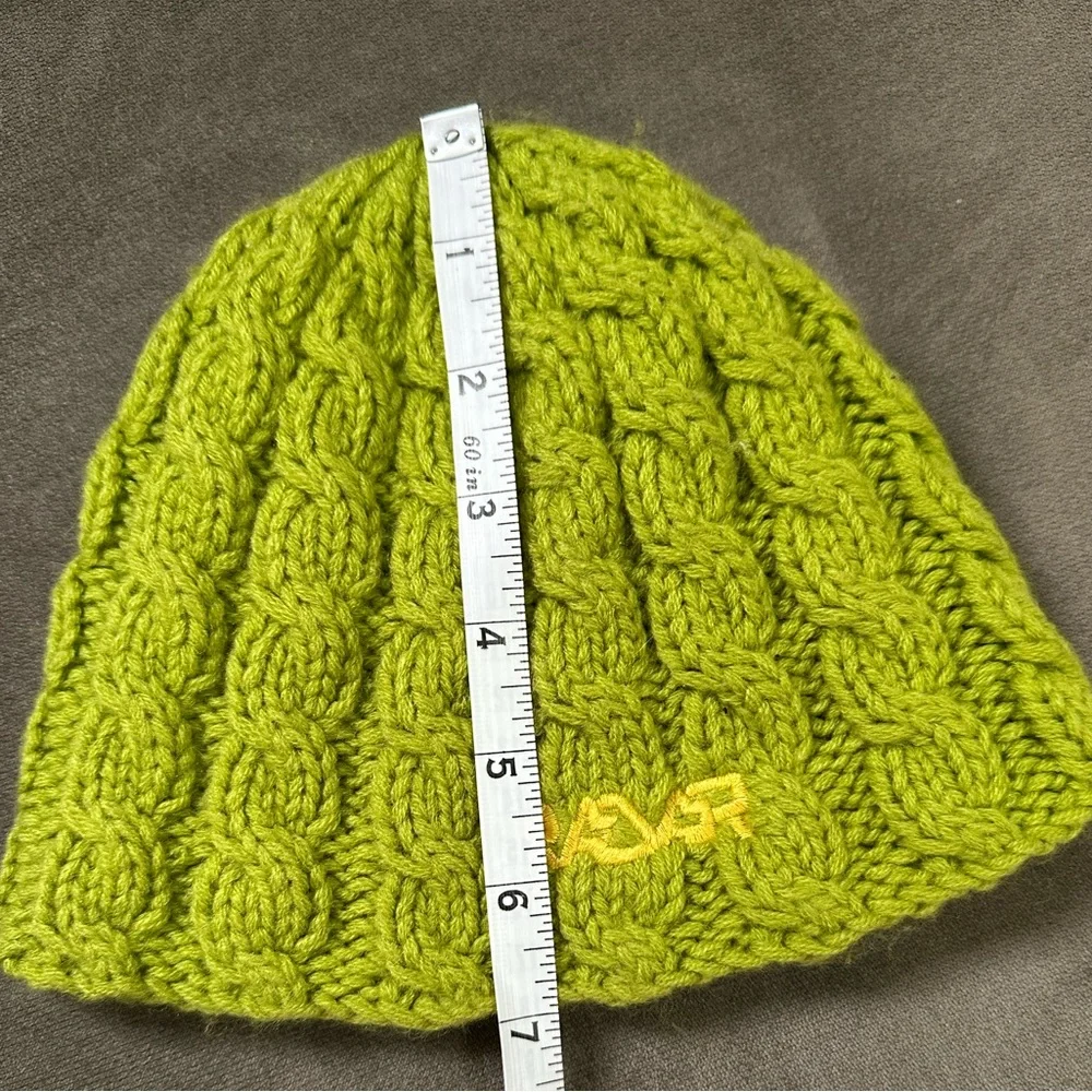 Burton SnowBoard Beanie Hat
